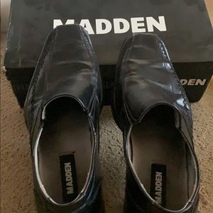 Madden black dress shoes
